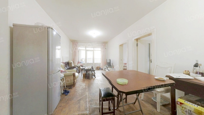 泰海花园小区二手房实景图