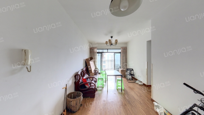 茅溪红沙丽景B区二手房实景图