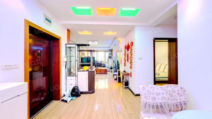 七彩湖花园二手房实景图