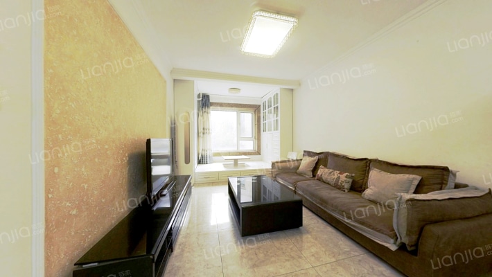 市南金茂湾二期二手房实景图