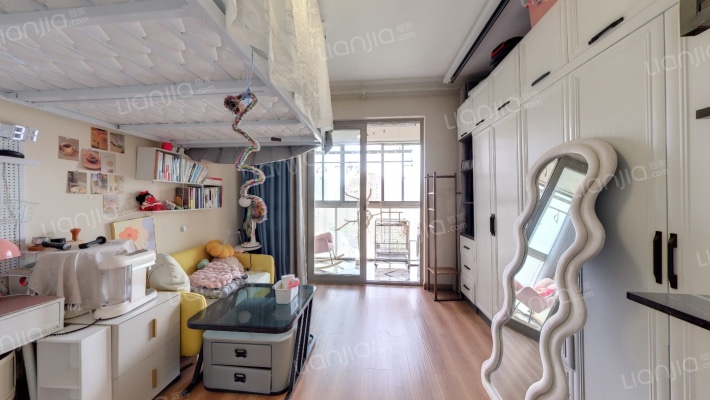 蔚蓝观邸四期二手房实景图