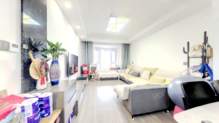 摩根中心二手房实景图