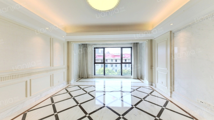 九龙仓滨江壹十八二手房实景图