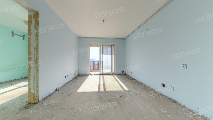 金地悦峰居二手房实景图