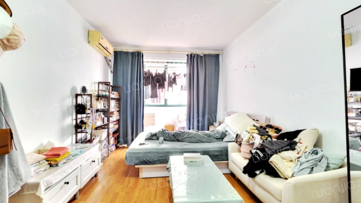 虹纺小区二手房实景图