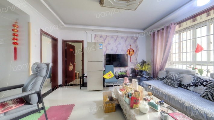 逸景佲居二手房实景图