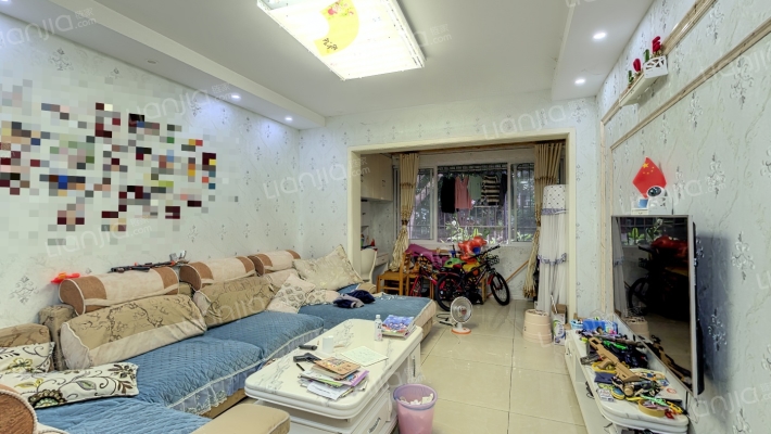 圣湖天域二手房实景图