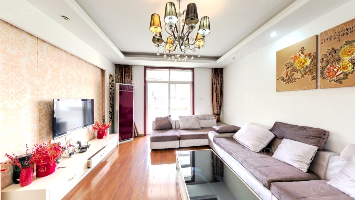 山水英伦庄园二手房实景图