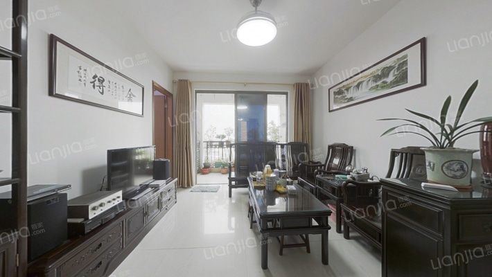 莲花湾畔花园二手房实景图