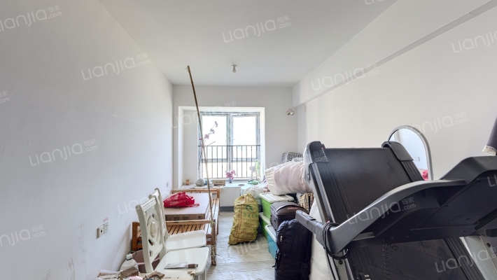 中航翡翠城二期二手房实景图