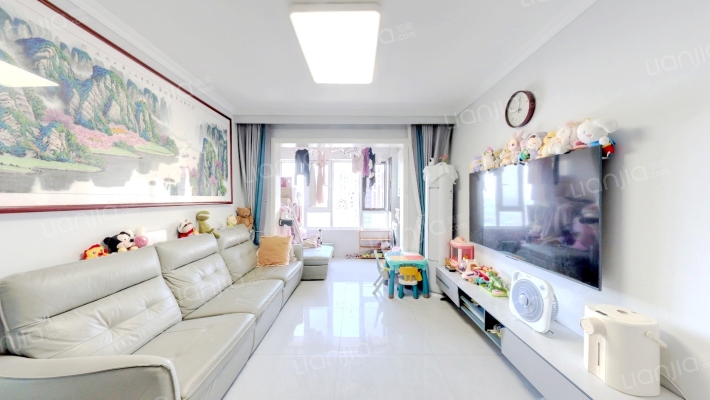 荣盛花语馨苑二手房实景图