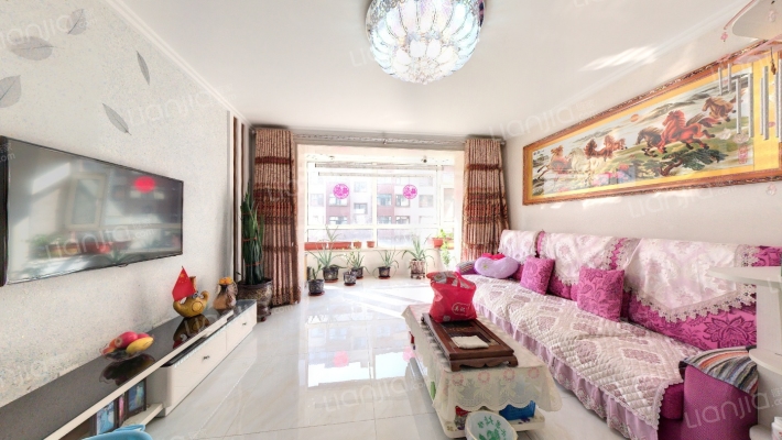 隆泰碧水山城B区二手房实景图