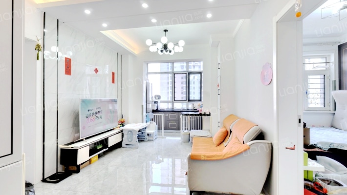 好民居滨港水岸D区二手房实景图