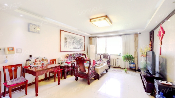 体育嘉苑二手房实景图