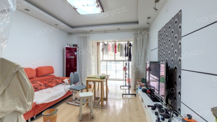 草芳新苑二手房实景图