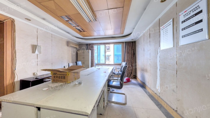 南方花园C1区二手房实景图