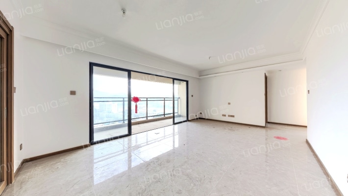 招商依山华府二手房实景图