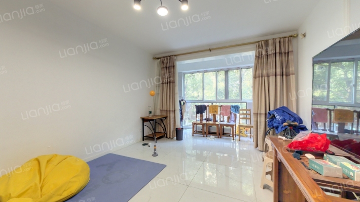 曹杨五月天二手房实景图