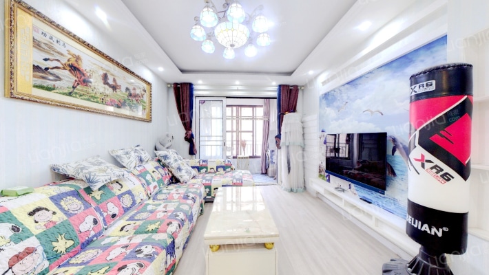 绿地中央广场C区二手房实景图