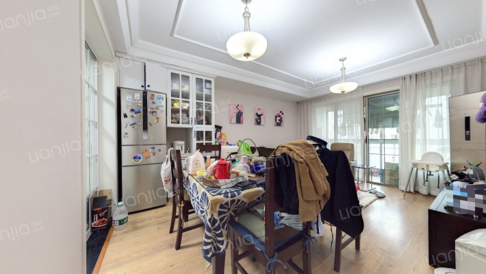 米兰诺贵都二手房实景图