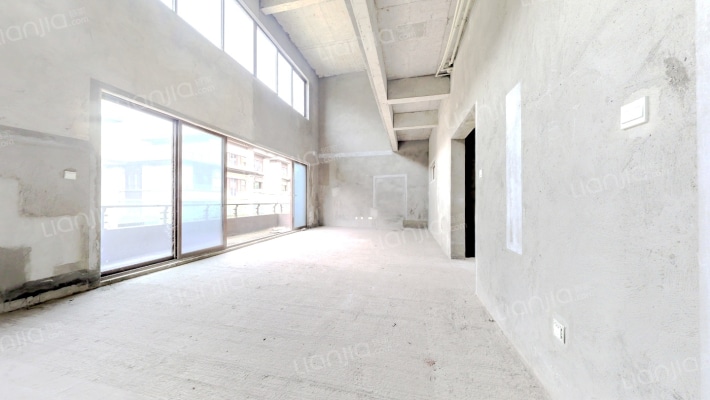 万科五龙山蓝山别墅二手房实景图