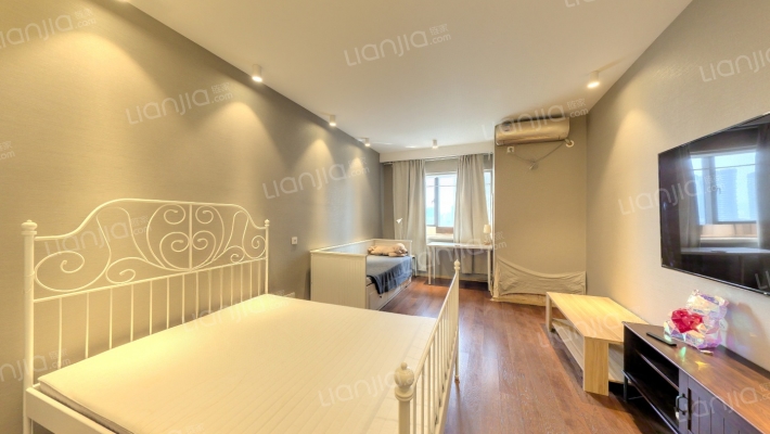 英祥财富领域二手房实景图