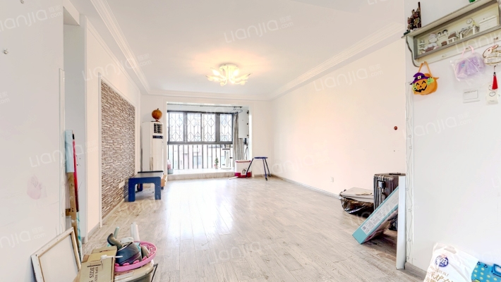 馨佳园(韶山路245弄)二手房实景图