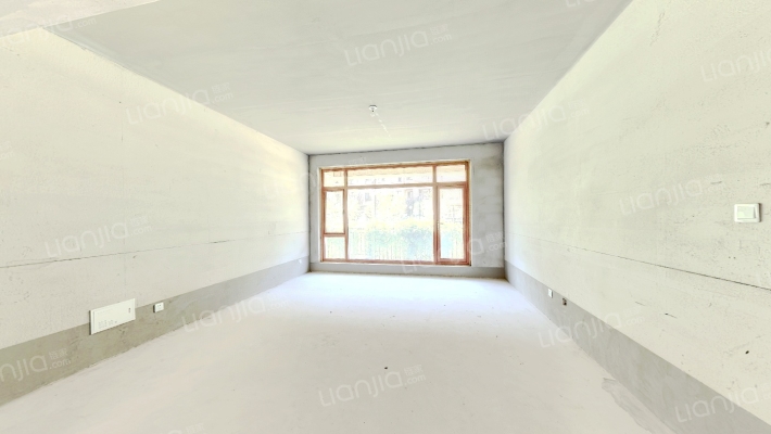 英伦河山三期二手房实景图