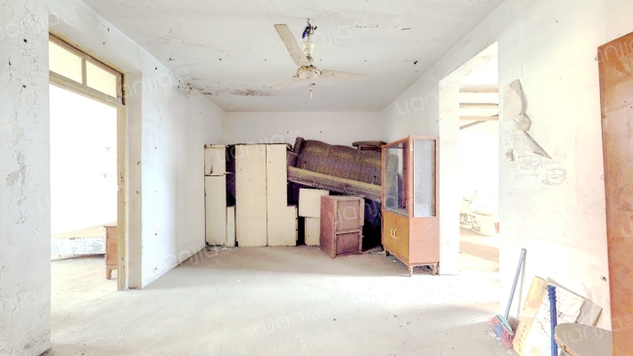 新德小区二手房实景图