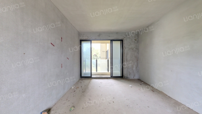 三正瑞士半山二区二手房实景图