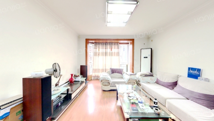 公交苑二手房实景图