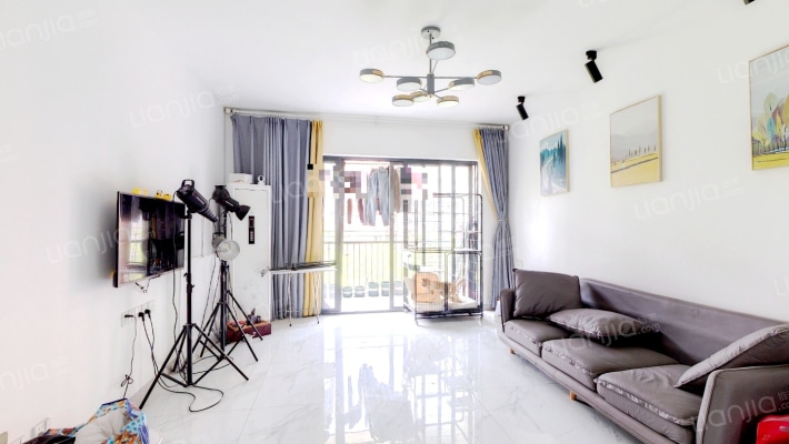 金地格林小城二手房实景图