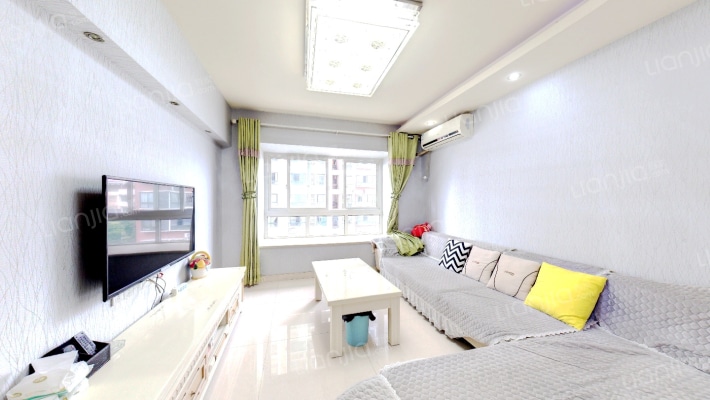 中德江湾丽景二手房实景图