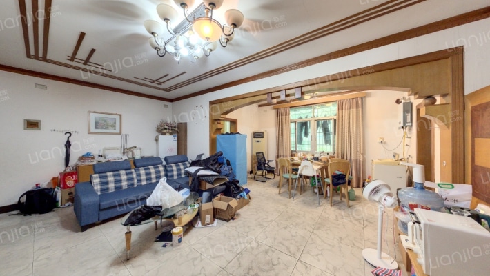 芙蓉北路一段880号二手房实景图