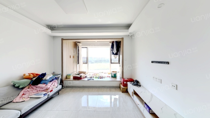 美的瀚悦府二手房实景图