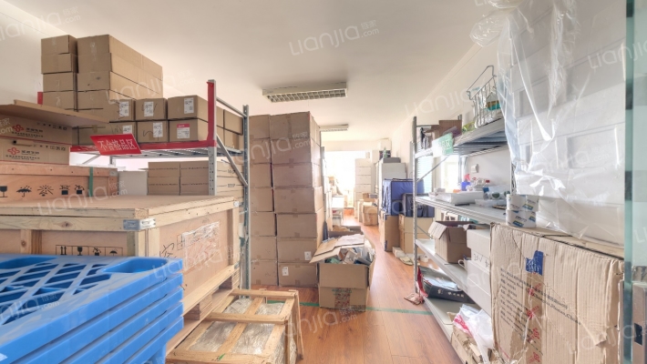 财富广场二手房实景图