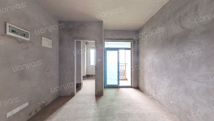 沁芳园二手房实景图