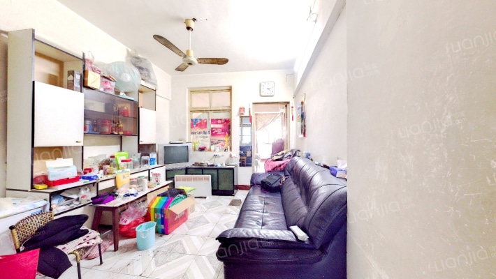 复新村铝制品厂宿舍二手房实景图