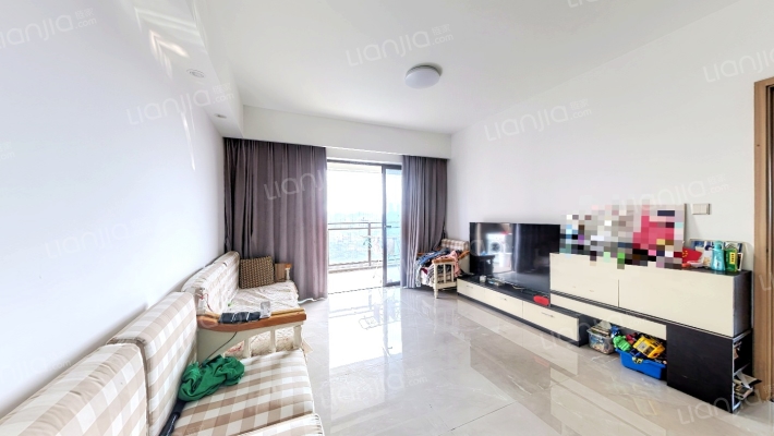 鼎峰松湖雅境二手房实景图