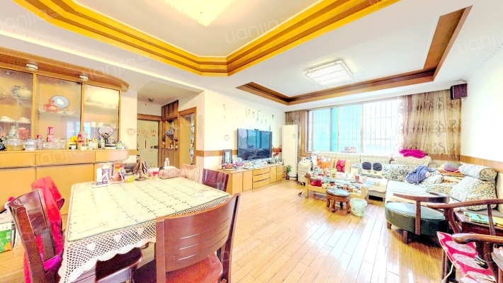 先奇园南区二手房实景图