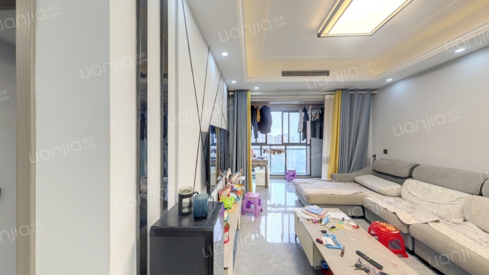 凤城华府二手房实景图