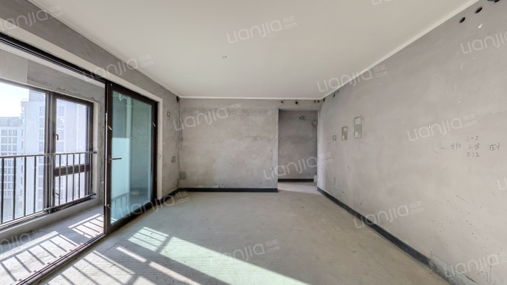 新城春山拾鸣二手房实景图