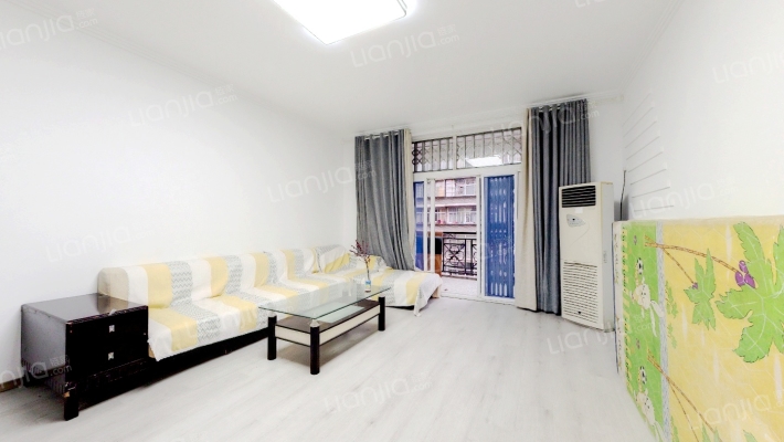 东鸿小区二手房实景图