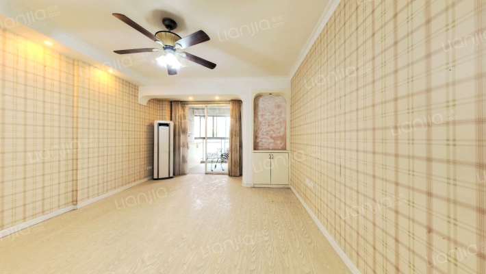 盛泽财富中心二手房实景图