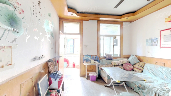 龙岗开发区恢复楼二手房实景图