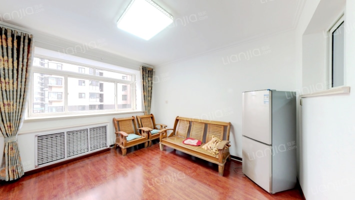 南苑街房管处住宅楼二手房实景图