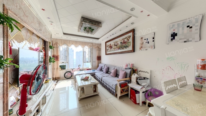 蓝光花满庭二期二手房实景图