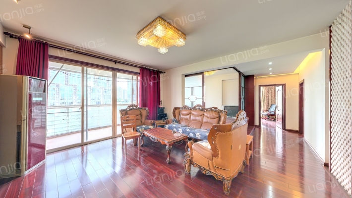 江岸名都二手房实景图