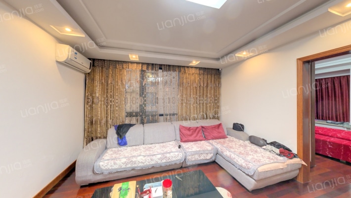 丽江名庭二手房实景图