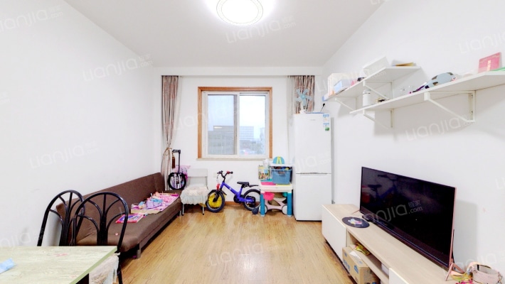 128国际公寓二手房实景图